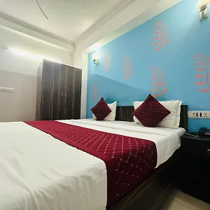 Hotel Galaxy Near Delhi International Airport, Nueva Delhi