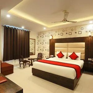 Hotel Oaks Plaza At Delhi Airport, Nowe Delhi