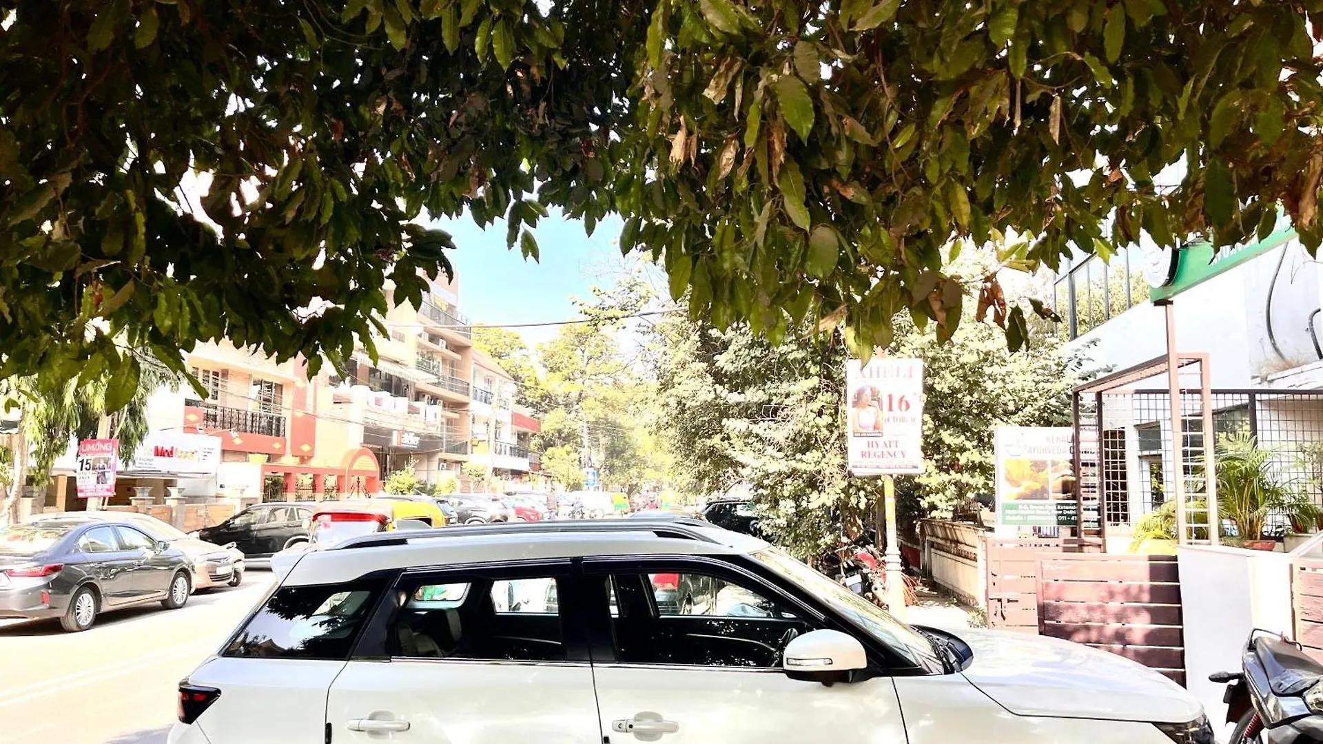 South Residency - Aiims Hospital South Delhi Apartment New Delhi